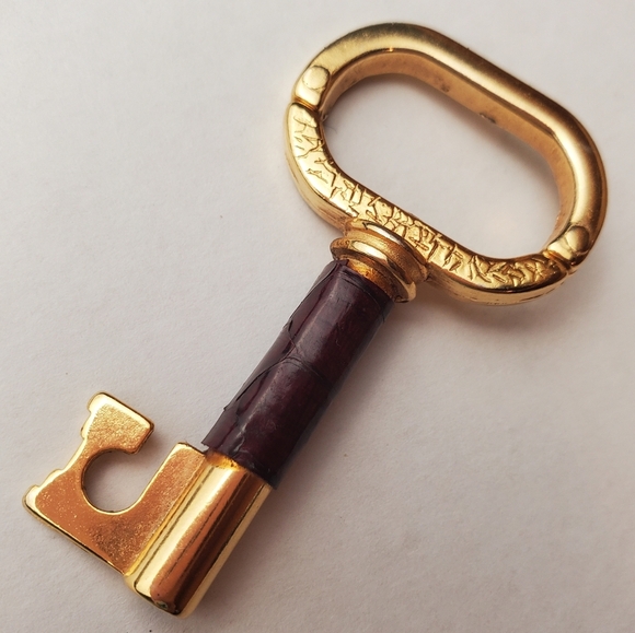 Made In Italy Skeleton Key Key Ring. Snakeskin And Gold. - Picture 3 of 5